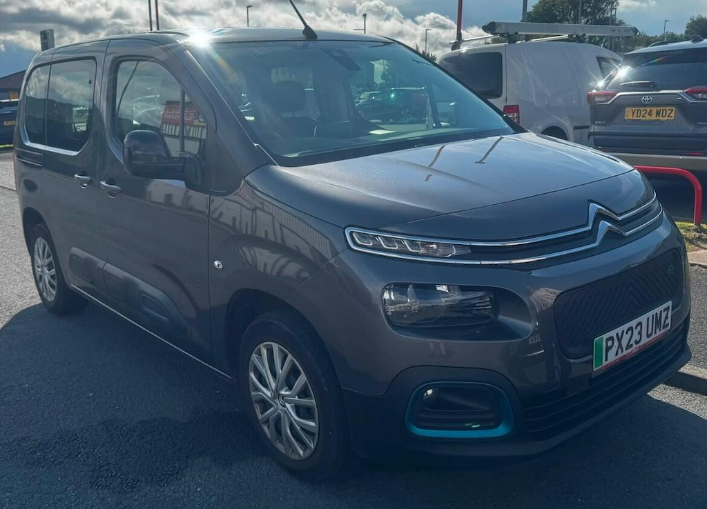 Citroen e-Berlingo 50Kwh Feel M 7.4Kw Charger 