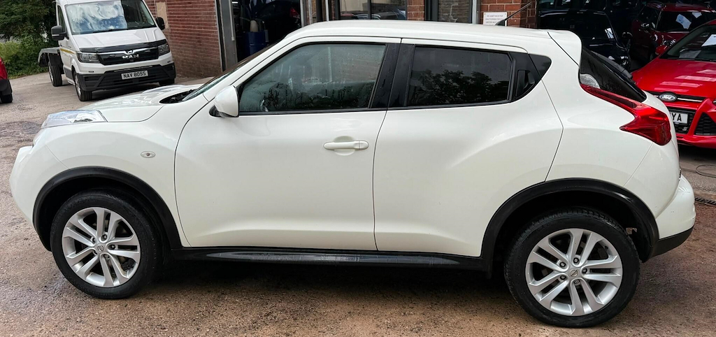 Nissan Juke 1.6 Acenta Premium Euro 5 Ss SK13HYU #5