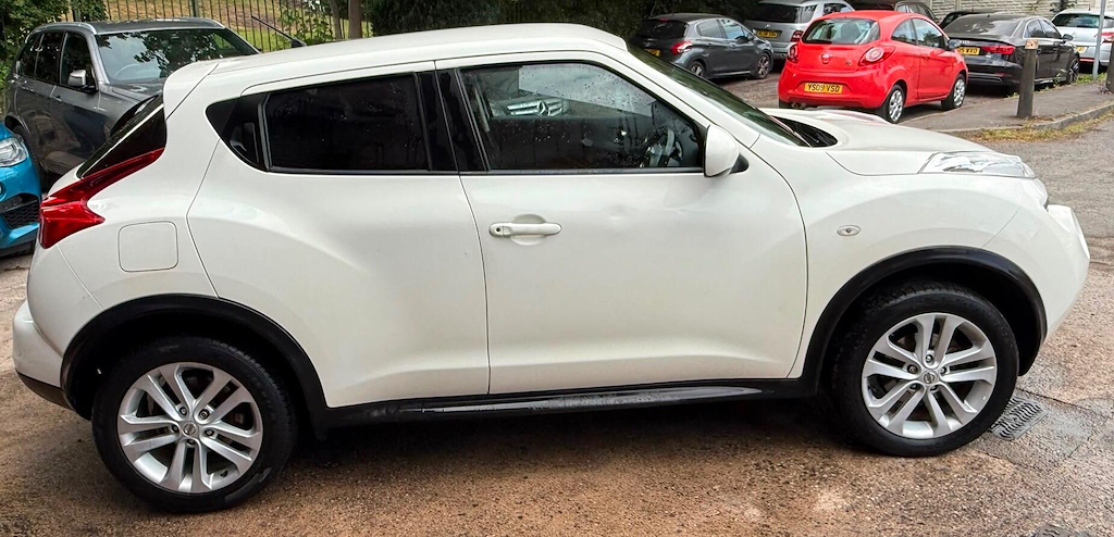 Nissan Juke 1.6 Acenta Premium Euro 5 Ss SK13HYU #2