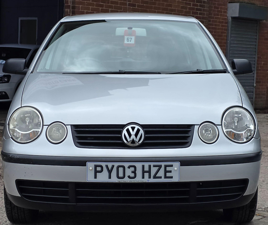 Volkswagen Polo 1.2 E #4