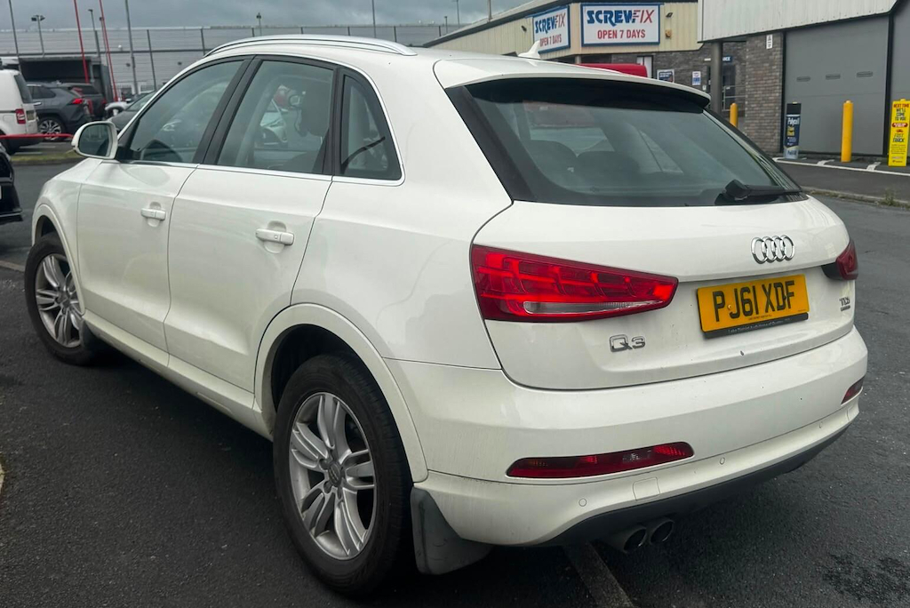 Audi Q3 2.0 Tdi Quattro Se 175 Bhp Black #3