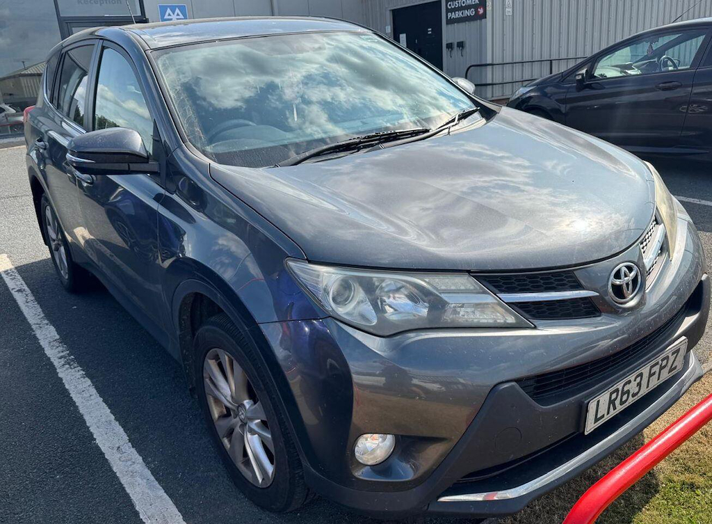 Toyota Rav 4 2.2 D-cat Icon 4Wd Euro 5 Grey