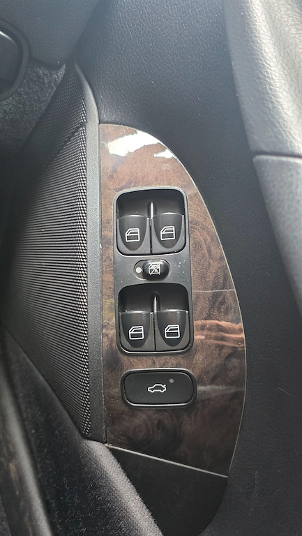 Mercedes-Benz CLK  Black #23