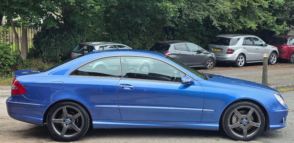 Mercedes-Benz CLK  Black #7