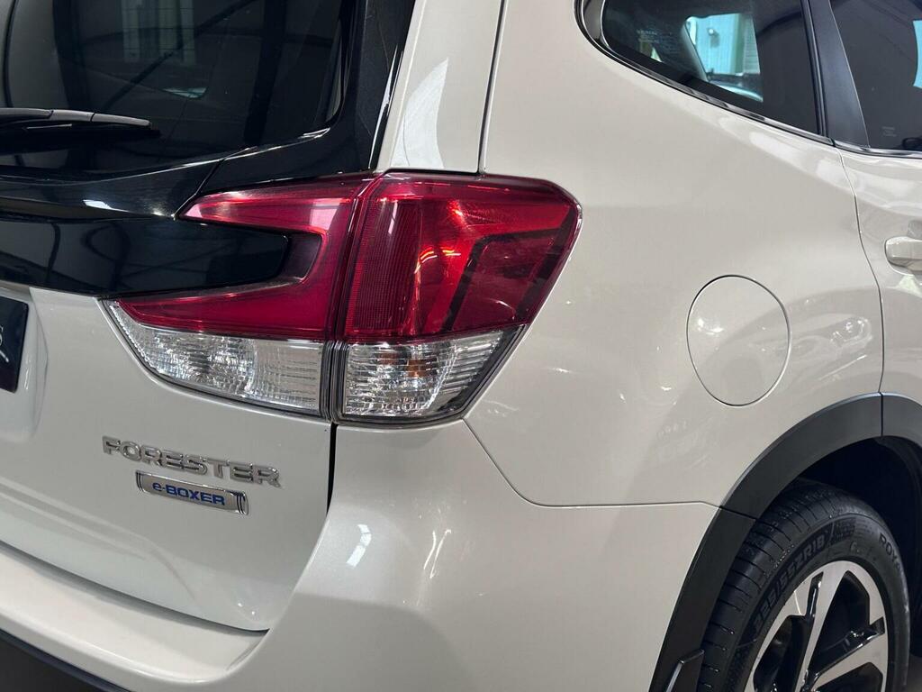 Subaru Forester 2.0I E-boxer Xe Premium Lineartronic White #47