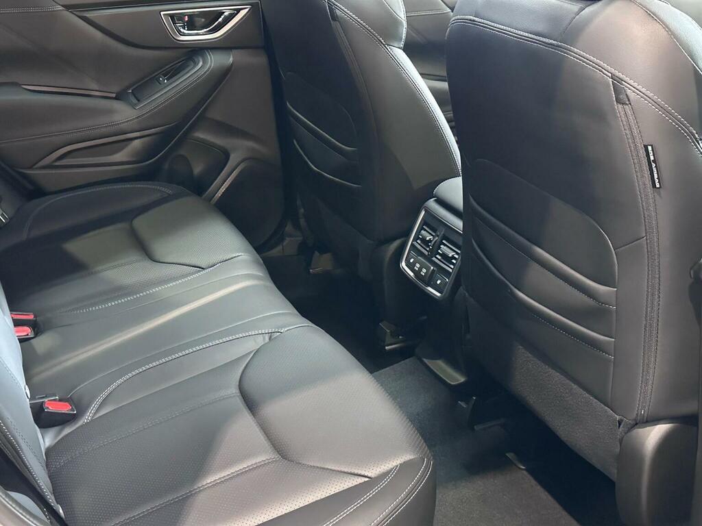 Subaru Forester 2.0I E-boxer Xe Premium Lineartronic White #17