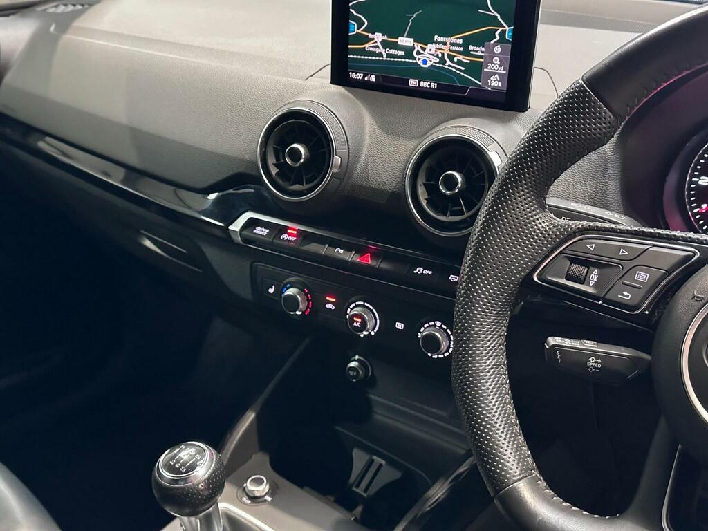 Audi Q2 S Line 30 Tdi 116 Ps S Tronic White #13