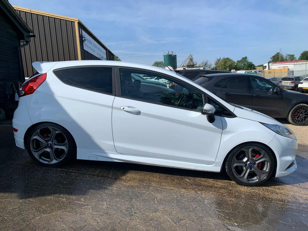 Ford Fiesta Ecoboost St-1 Euro 5 White #6