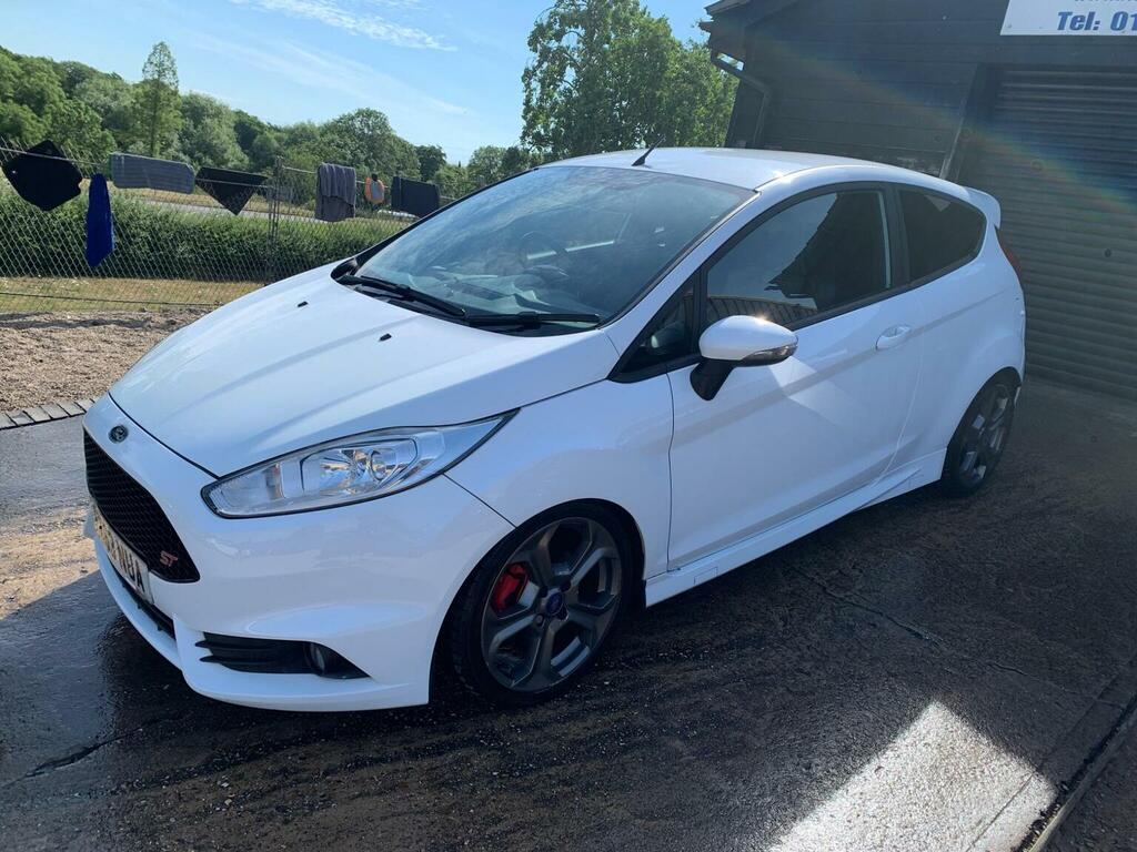 Ford Fiesta Ecoboost St-1 Euro 5 White