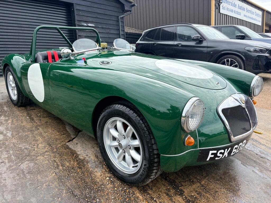 MG MGA Convertible Green #3