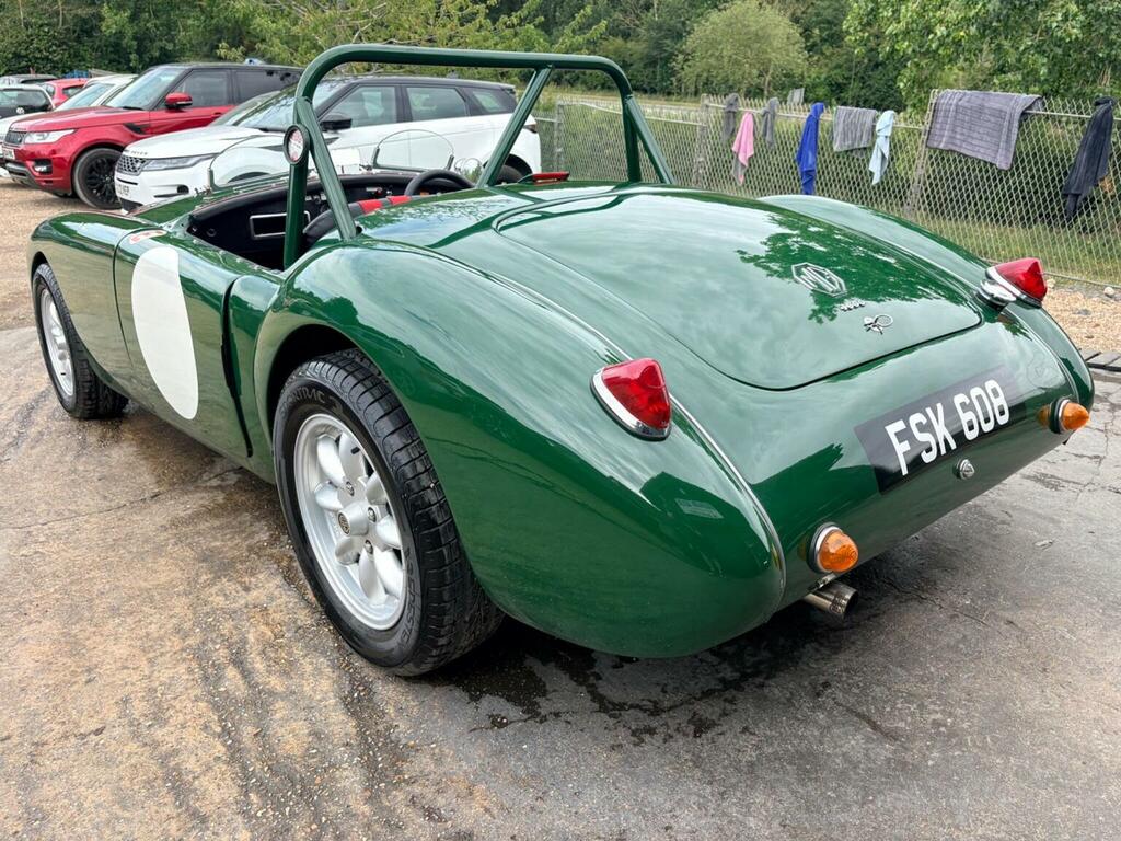 MG MGA Convertible Green #6