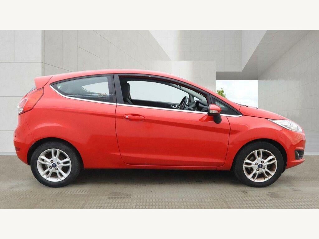 Ford Fiesta Zetec Euro 6 Red #5