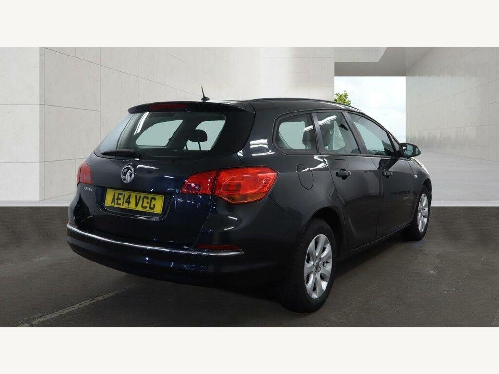 Vauxhall Astra 16V Design Sports Tourer Euro 5 Black #4