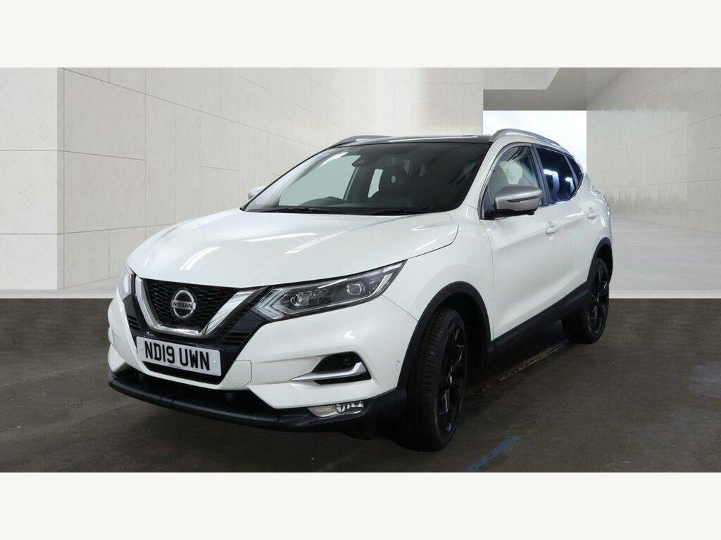 Nissan Qashqai Dig-t Tekna Euro 6 Ss White