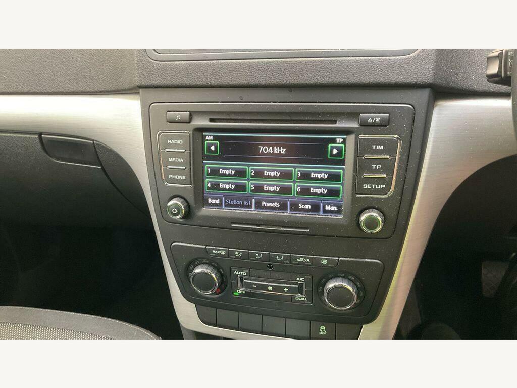 Skoda Yeti Yeti Outdoor Laurenklement Tdi Cr 4X4 Black #10