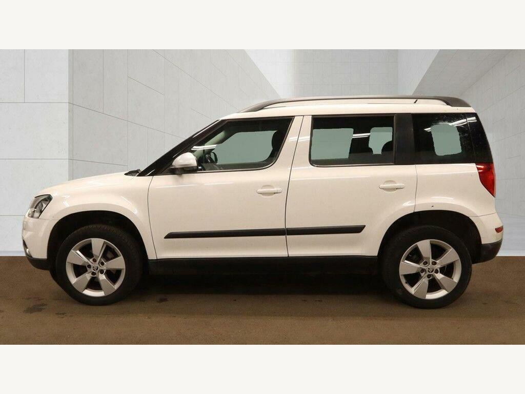 Skoda Yeti Tsi Se Outdoor Dsg Euro 5 White #5