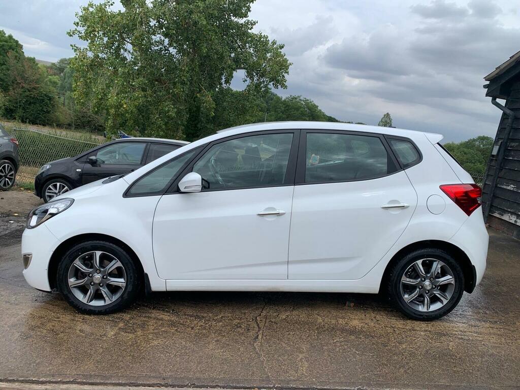 Hyundai Ix20 Blue Drive Se Euro 6 Ss White #5