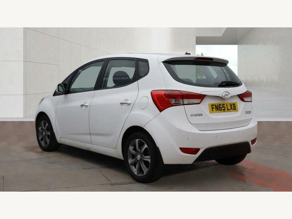 Hyundai Ix20 Blue Drive Se Euro 6 Ss White #2