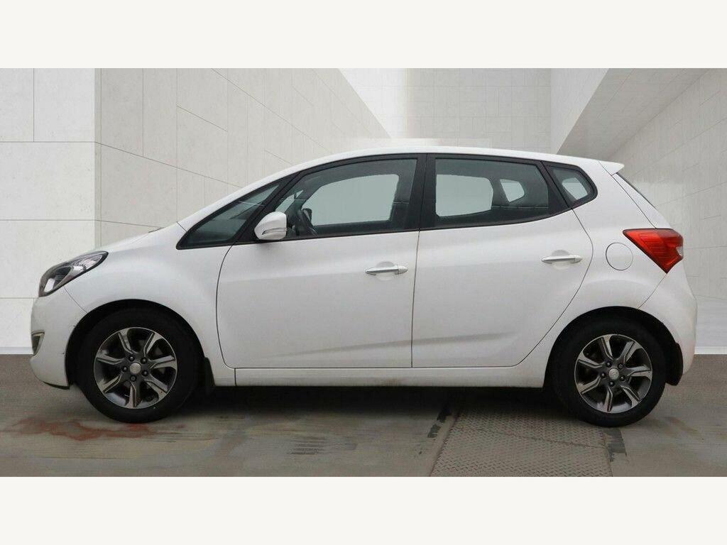 Hyundai Ix20 Blue Drive Se Euro 6 Ss White #5