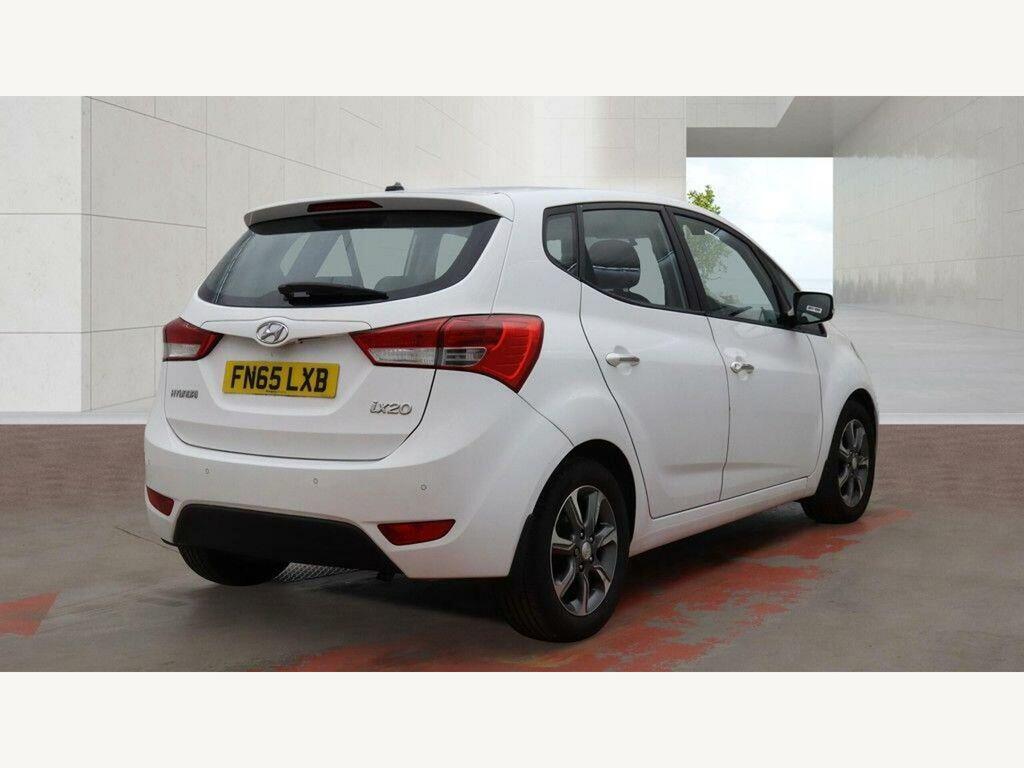 Hyundai Ix20 Blue Drive Se Euro 6 Ss White #4