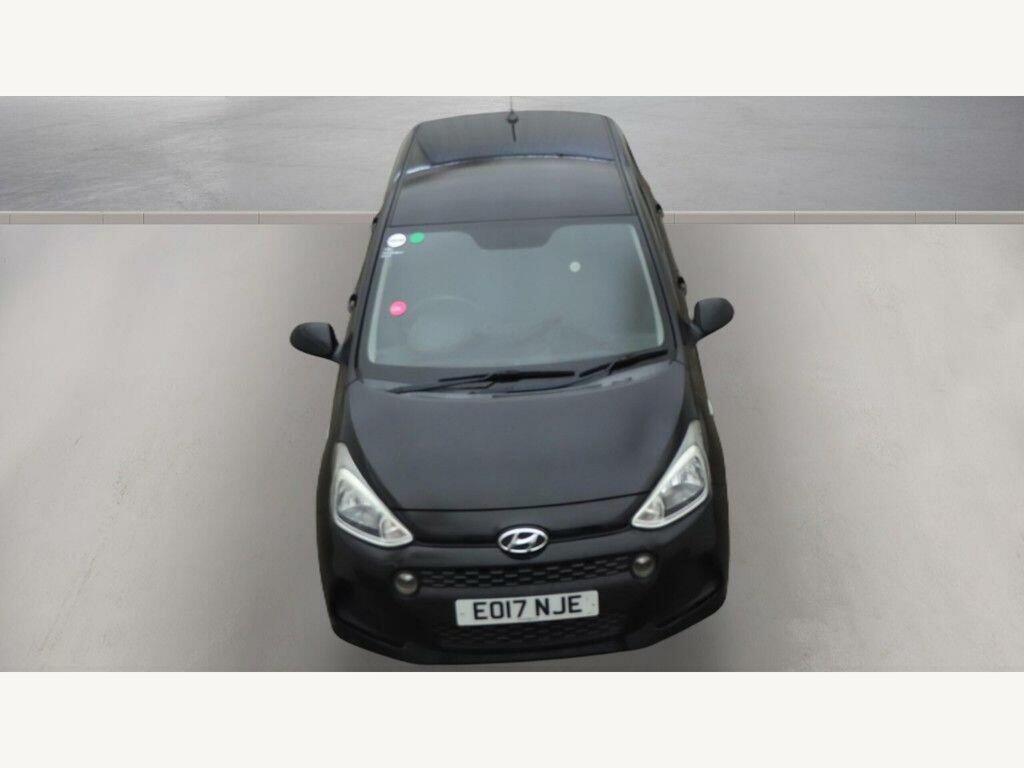 Hyundai I10 1.2 Se Only 30 Road Tax Very Low Insu White #7