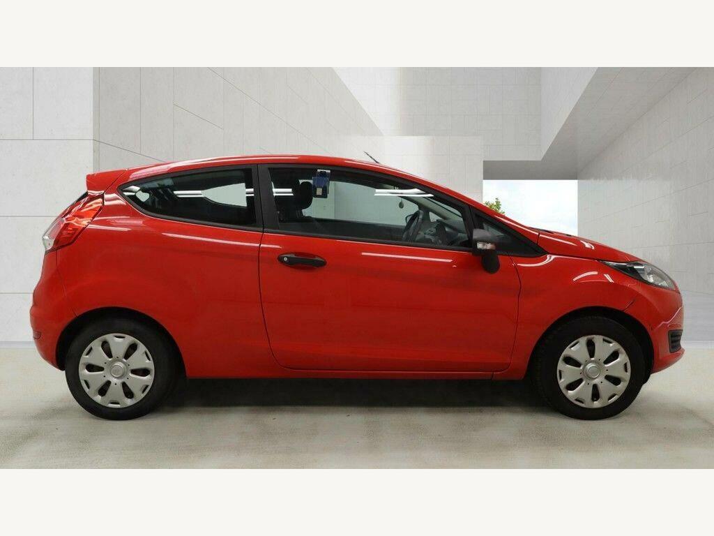Ford Fiesta Studio Euro 5 Red #5