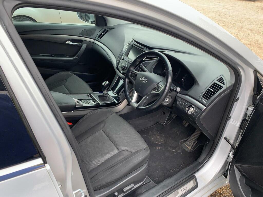 Hyundai I40 Active Silver #9