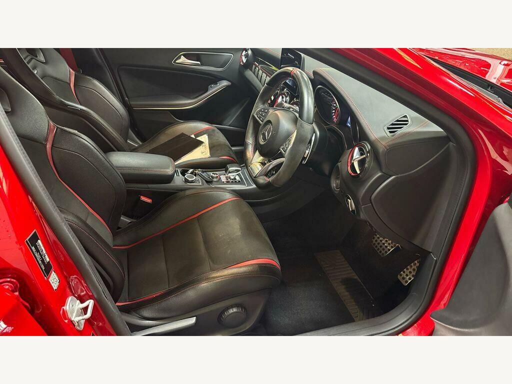 Mercedes-Benz GLA Class Gla 220D 4Matic Amg Line Premium Grey #9
