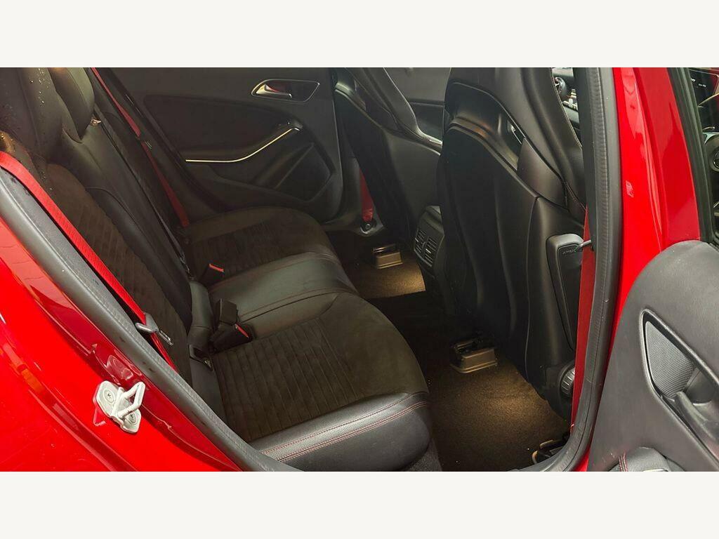 Mercedes-Benz GLA Class Gla 220D 4Matic Amg Line Premium Grey #11