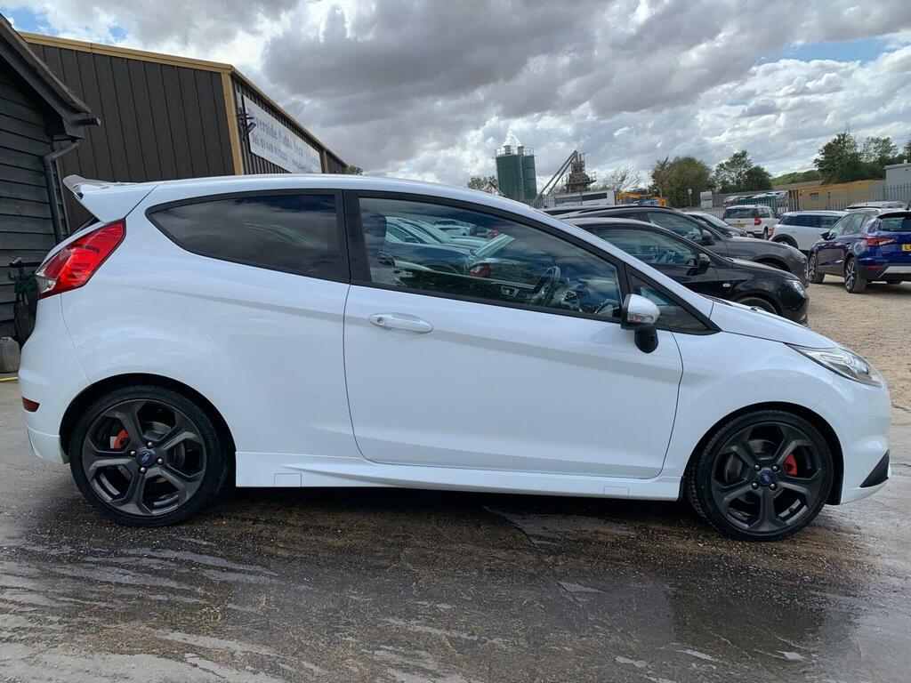 Ford Fiesta 1.0T Ecoboost Titanium White #6