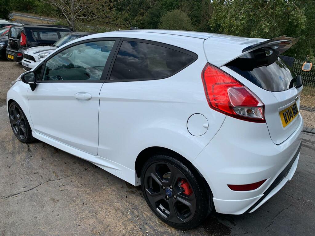 Ford Fiesta 1.0T Ecoboost Titanium White #4