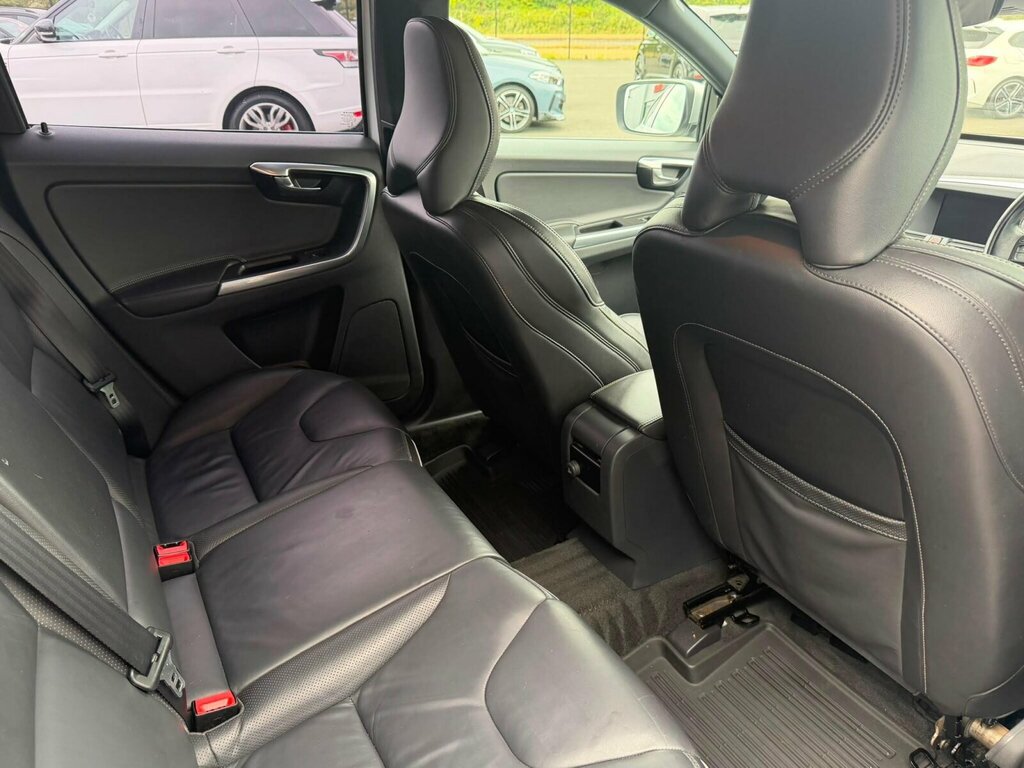 Volvo XC60 2.0L D4 Se Lux 188 Bhp Blue #7