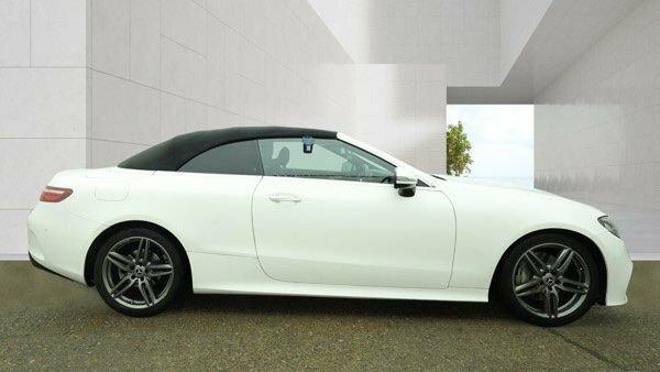 Mercedes-Benz E Class 2018 2.0 E220d Amg Line Premium Cabriolet Di SP68MXL White #2