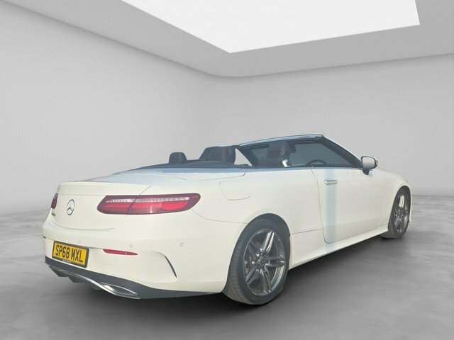 Mercedes-Benz E Class 2018 2.0 E220d Amg Line Premium Cabriolet Di SP68MXL White #4