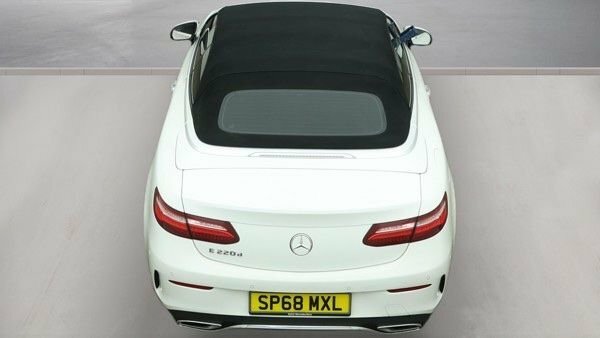 Mercedes-Benz E Class 2018 2.0 E220d Amg Line Premium Cabriolet Di SP68MXL White #4