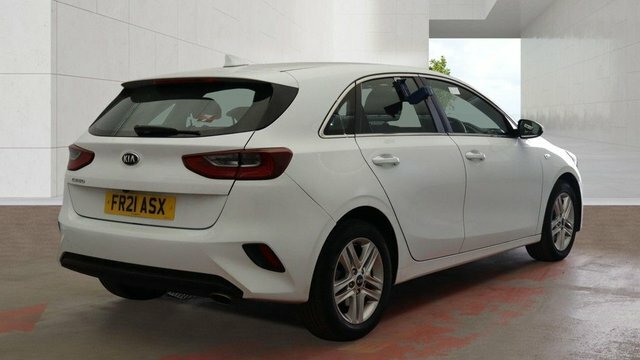 Kia Ceed 2021 1.0 T-gdi Eco 2 Hatchback E White #4