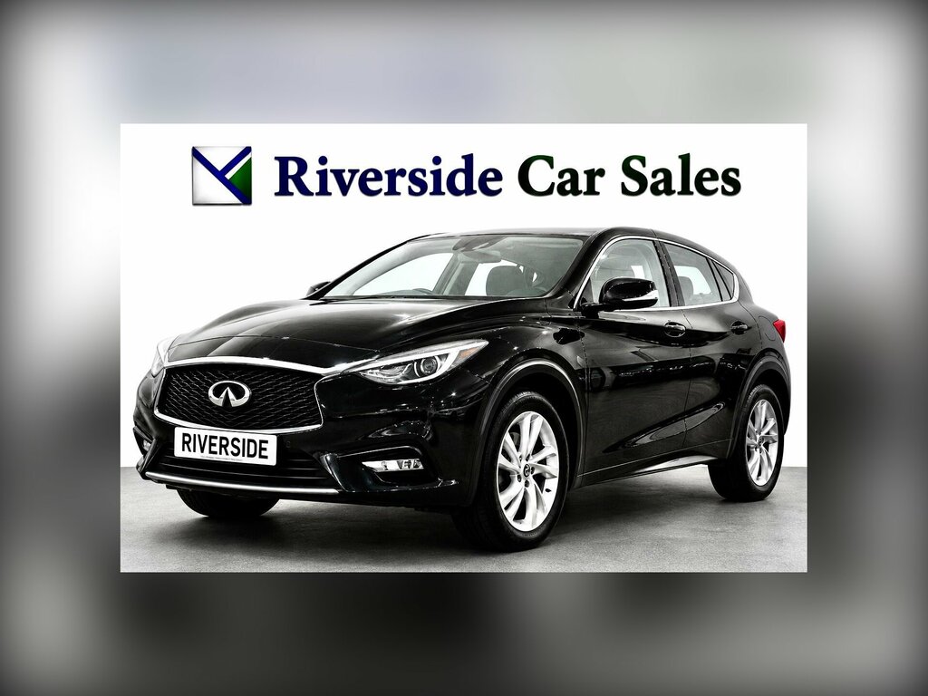 Infiniti Q30 1.5D Premium Tech Euro 6 Ss Black