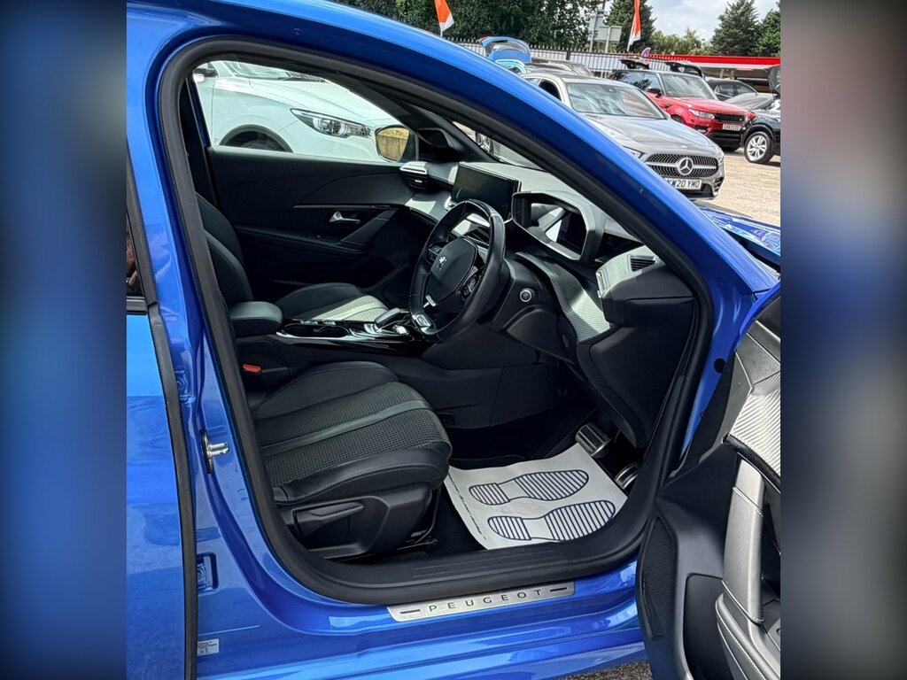 Peugeot e-208 208 Gt Ev Red #9