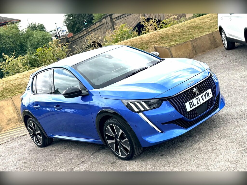 Peugeot e-208 50Kwh Gt Blue #2