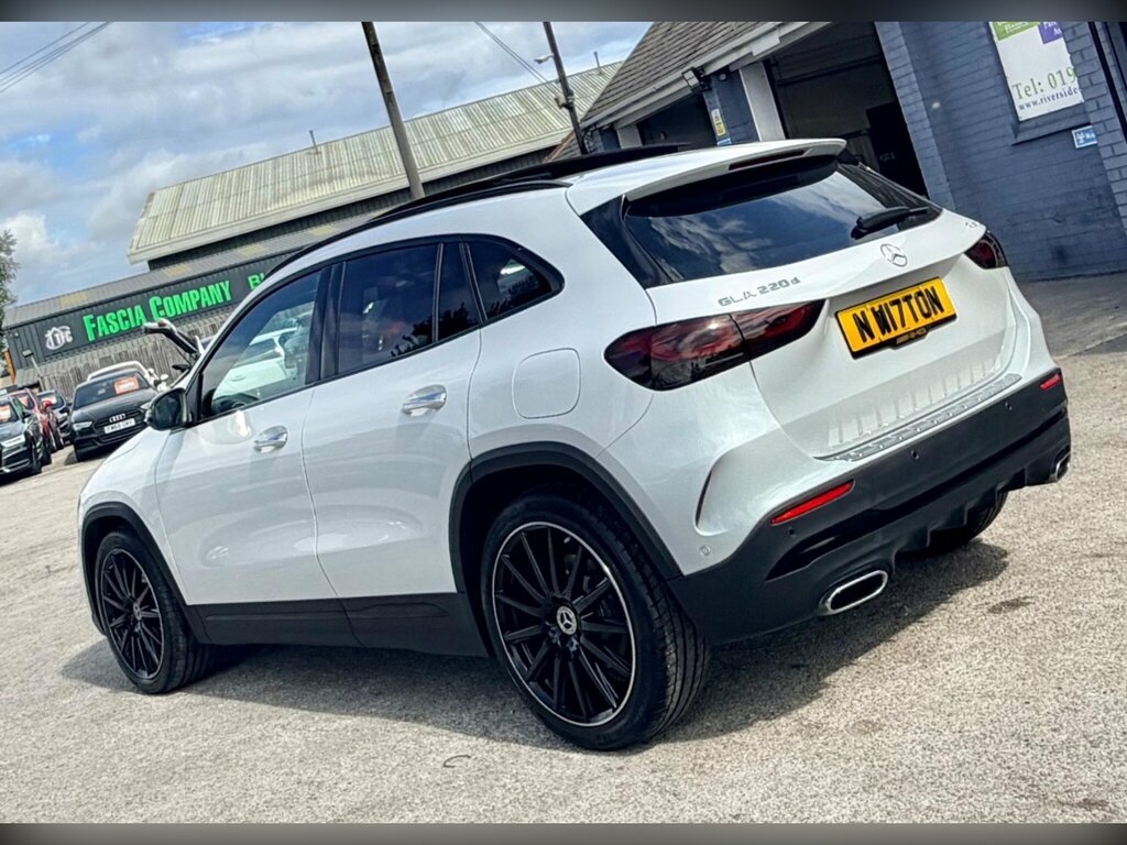 Mercedes-Benz GLA Class 2.0 Gla220d Amg Line Night Edition Premium Plus White #6