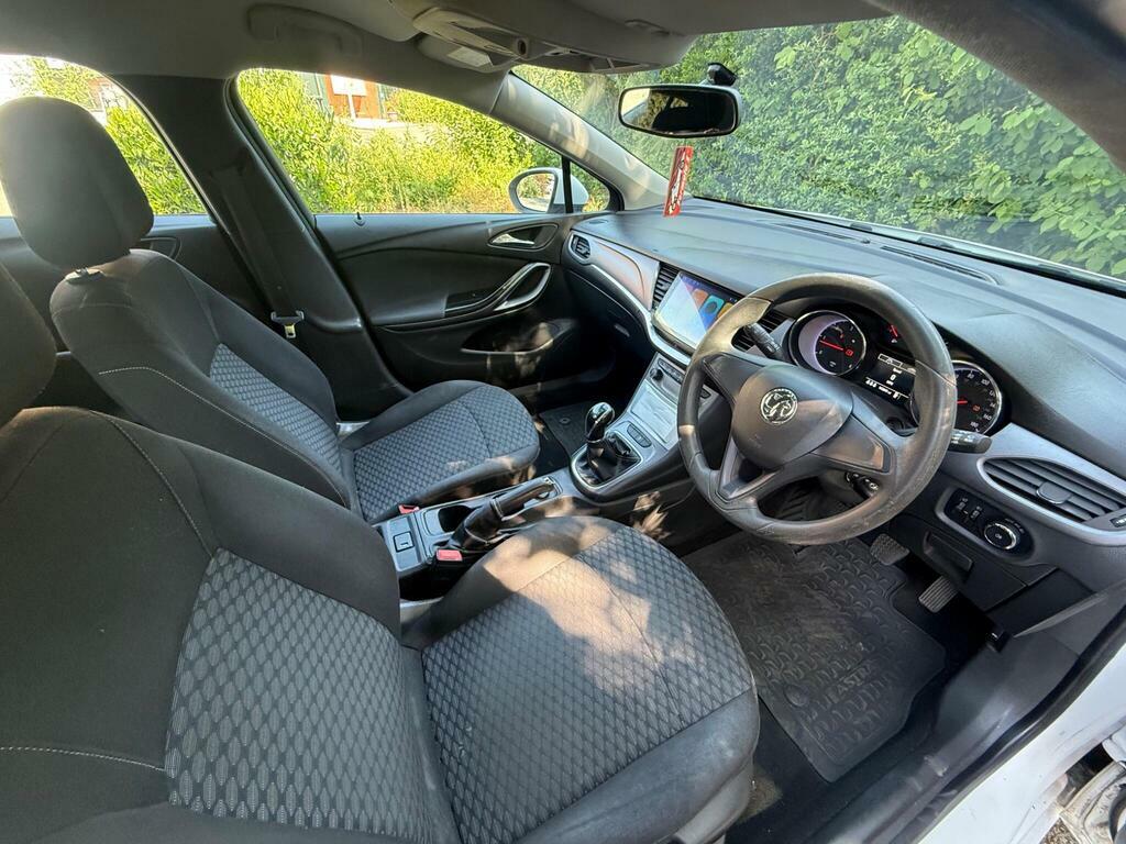 Vauxhall Astra 1.4I Turbo Design Sports Tourer Euro 6 White #16