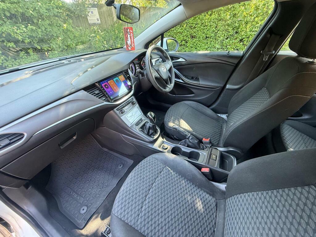 Vauxhall Astra 1.4I Turbo Design Sports Tourer Euro 6 White #20