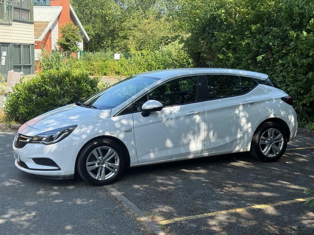 Vauxhall Astra 1.6 Cdti Blueinjection Design Hatchback #6