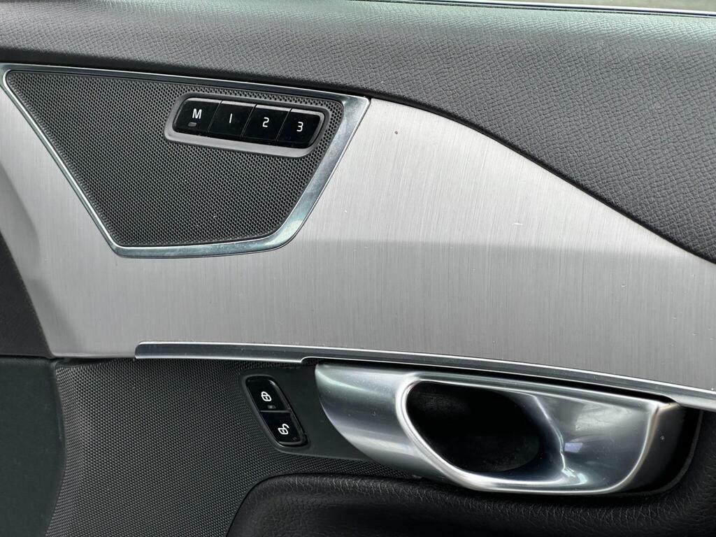 Volvo XC90 B5 R-design Awd Mhev Blue #33