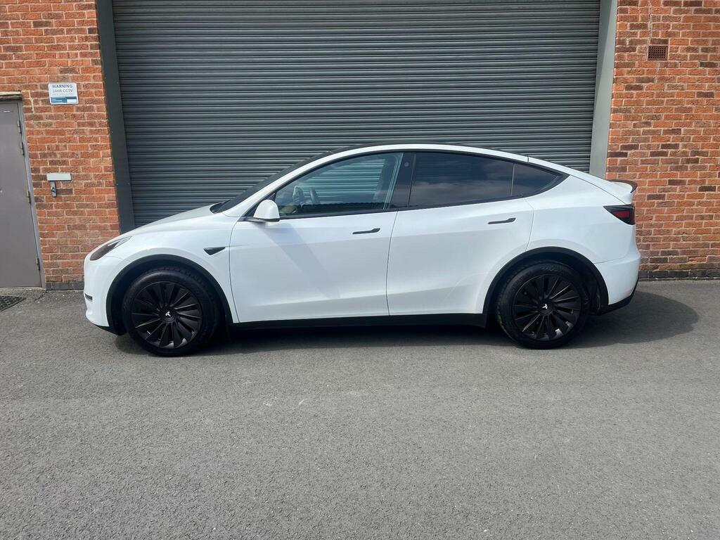 Tesla Model Y Dual Motor Long Range 4Wde White #3