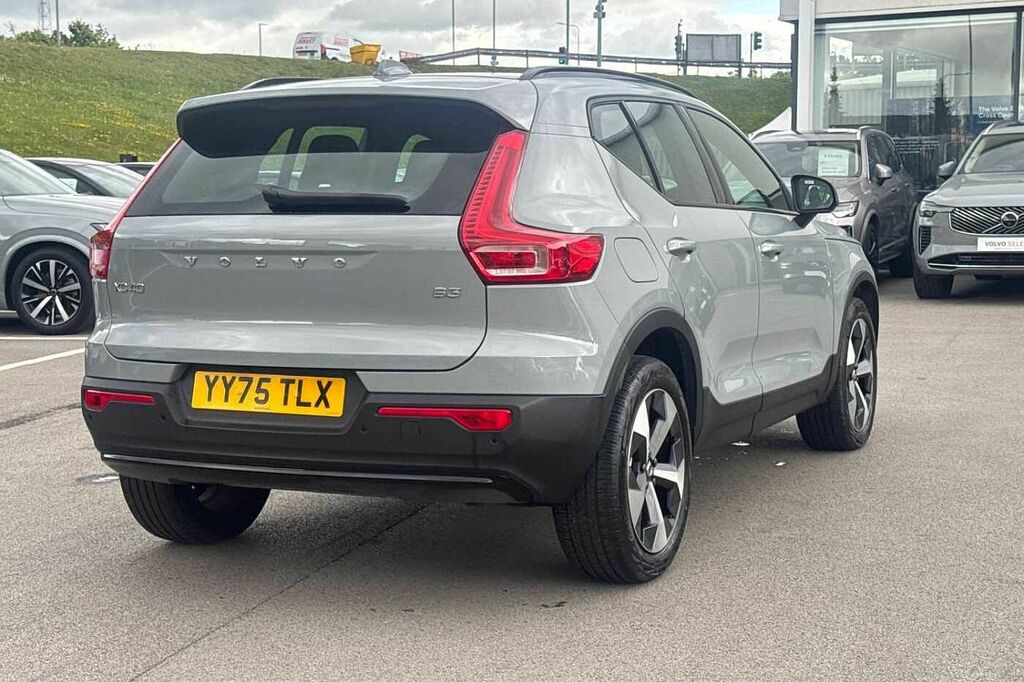 Volvo XC40 Plus, B3 Mild Hybrid, Dark YY75TLX Grey #2