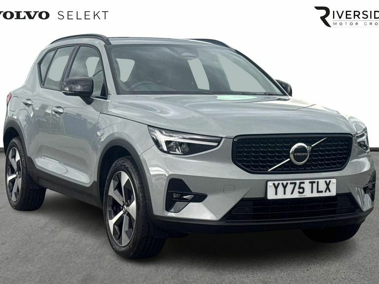 Volvo XC40 Plus, B3 Mild Hybrid, Dark Grey