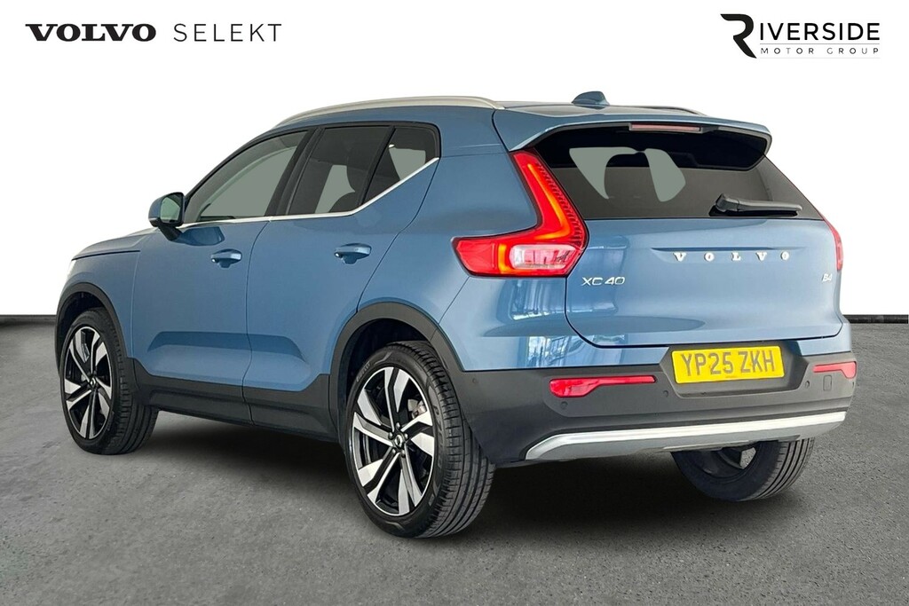 Volvo XC40 B4 Ultra, Mild Hybrid, Bright 20 Alloys YP25ZKH Blue #6