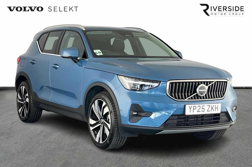 Volvo XC40 B4 Ultra, Mild Hybrid, Bright 20 Alloys Blue
