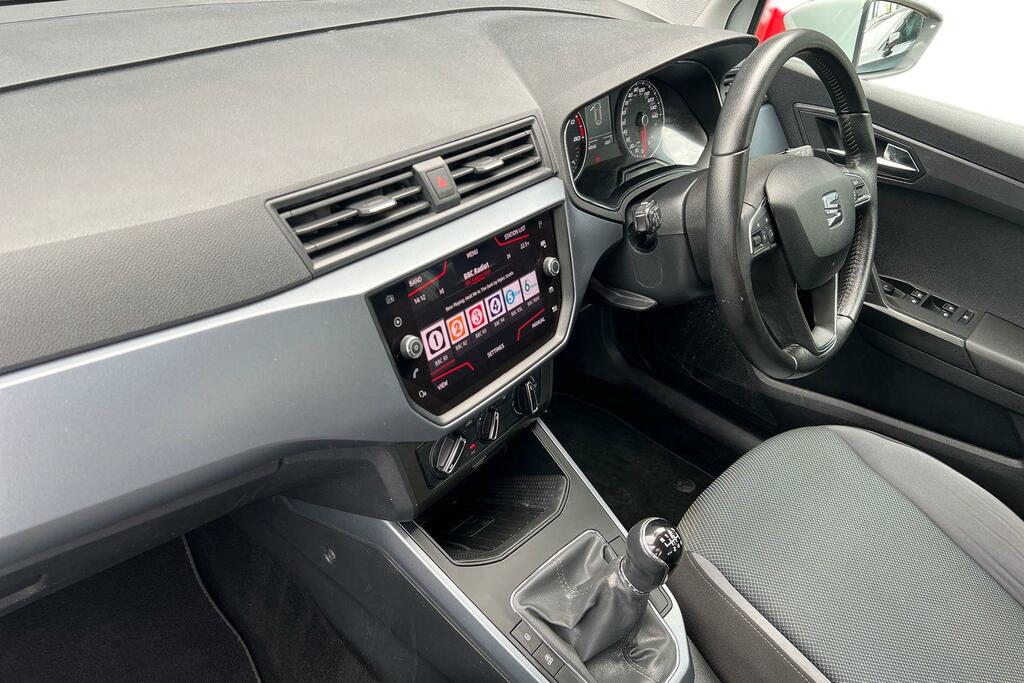 Seat Arona 1.0 Tsi 115 Se Technology Ez YY68USM White #2